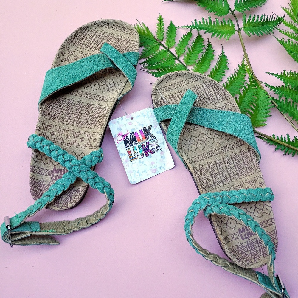 Green Suede Muk Luk ankle strap Sandals